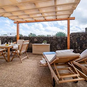 https://casa-margarita-2.in-canary-islands.com